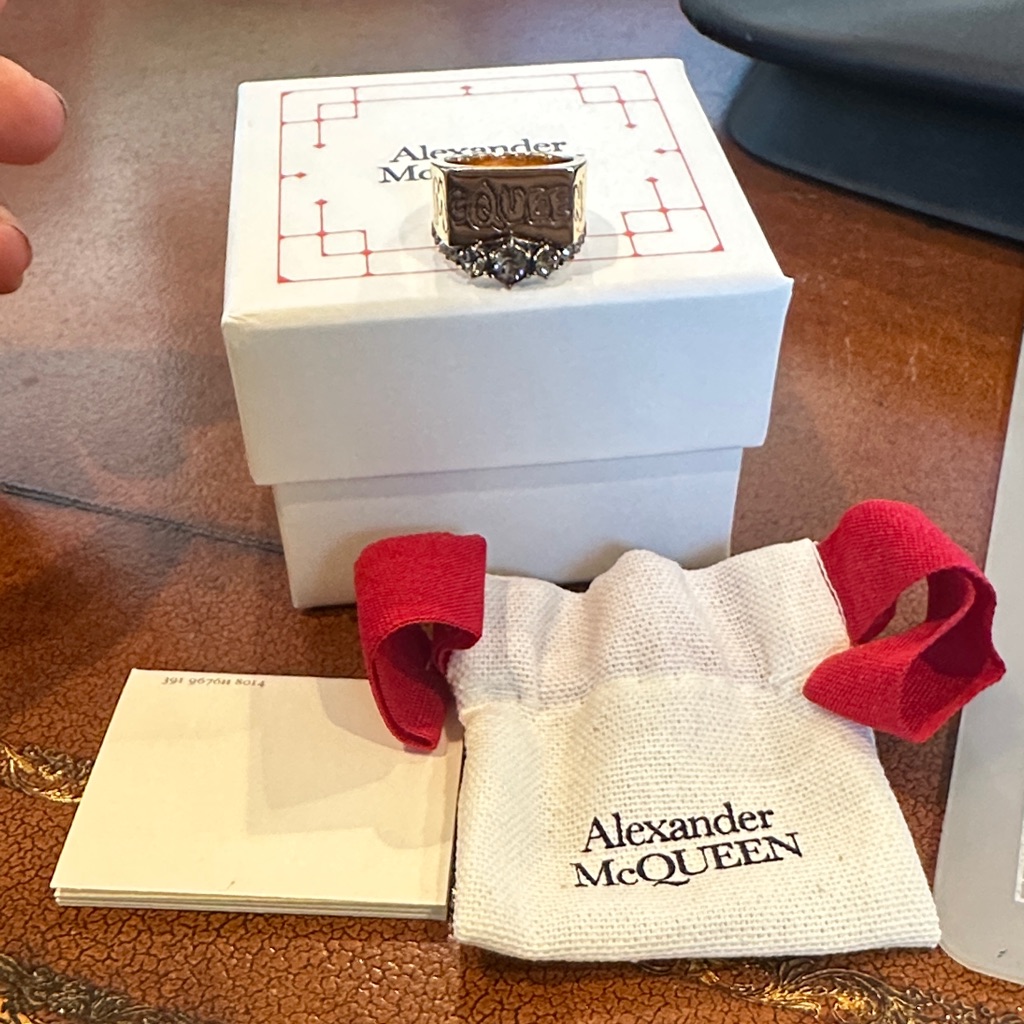 Nwt Alexander Mcqueen Bold Gold Ring